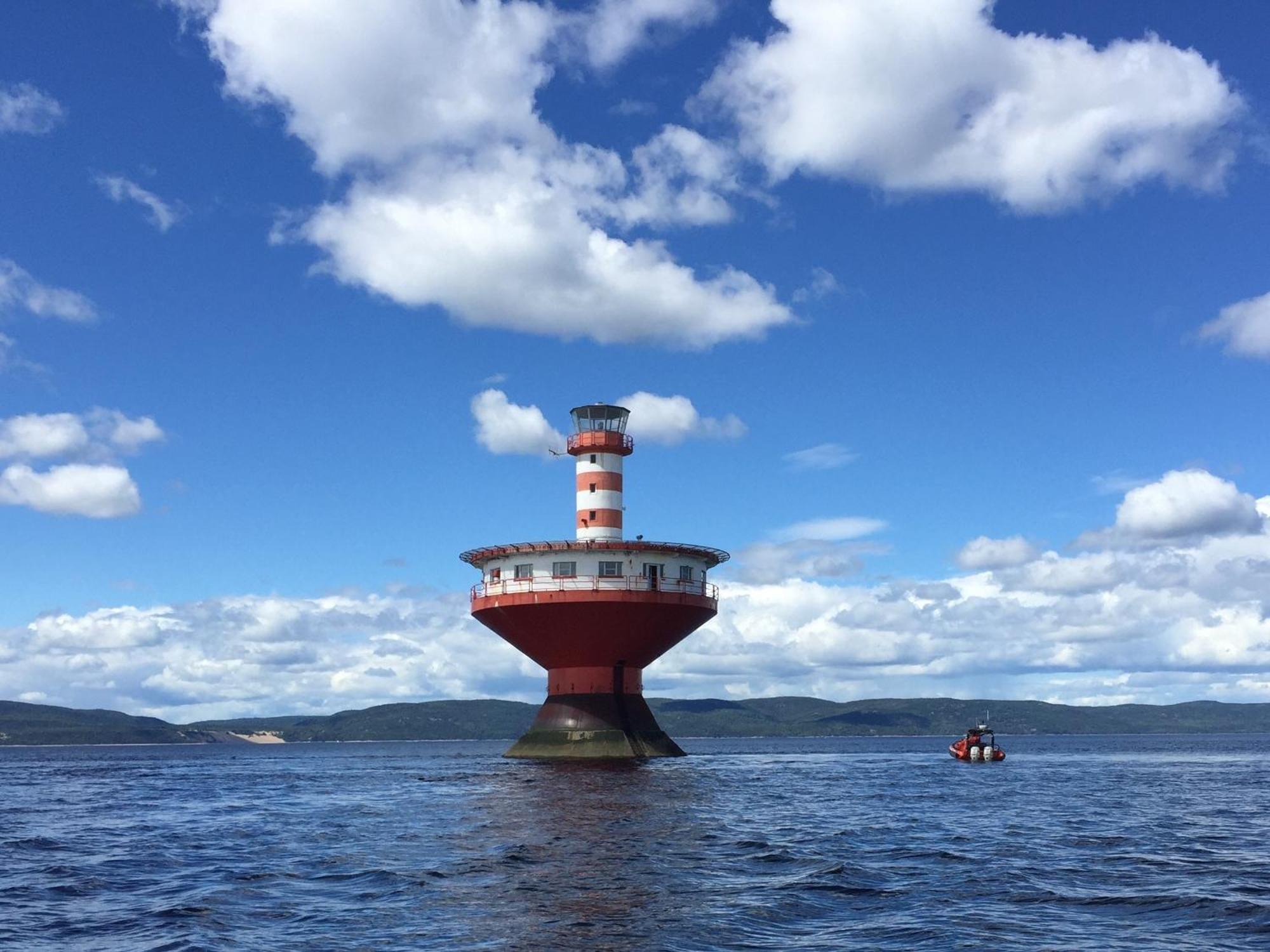 Hotel Le Pionnier Tadoussac Buitenkant foto